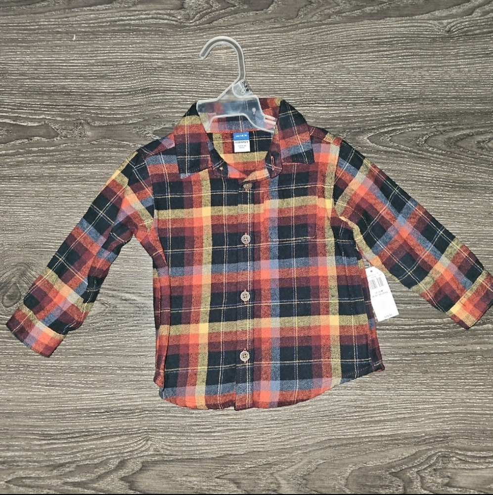 Plaid long sleeve button-down